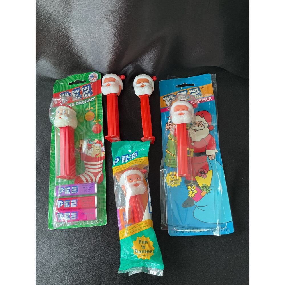 Vintage PEZ Plastic Santa Dispensers Set of 5